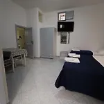Ξενοδοχείο με διαμερίσματα Lo Nardo 3*