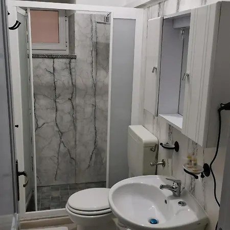 Lo Nardo 3* ليباري